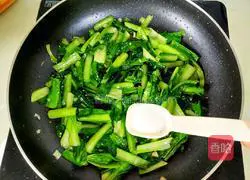 Illustration of how to make garlic cabbage 7