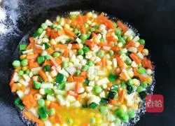 Jinyumantang fried in this way is beautiful, sweet and delicious.Illustrations of how to make it, which children love to eat 5