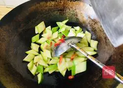 Home-made zucchini recipes 4