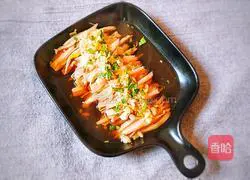 Illustration of how to steam king oyster mushrooms with garlic 11