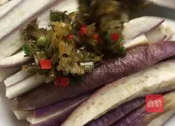 Illustration of how to make steamed eggplant with pickled vegetables 9