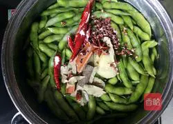 Illustration of cooking edamame 3