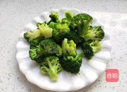 Illustration of how to make stir-fried broccoli 2