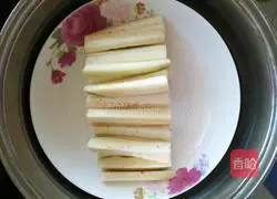Illustration of how to make steamed eggplant (doubanjiang version) 4
