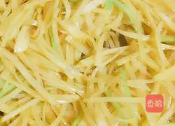 Illustration of how to make spicy and sour potato shreds 3