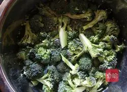 Vegetarian fried broccoli recipe 2