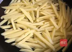 Illustration of how to make homemade French fries 3
