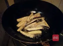 Illustration of how to stir-fry tomatoes and eggplants 7