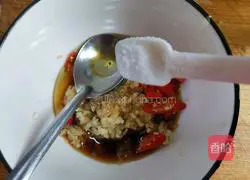 Illustration of how to make garlic and green beans 10