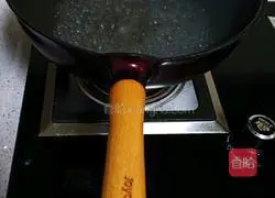 Illustration of how to cook garlic lettuce 3