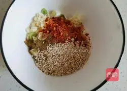 Spicy lotus root slices Practice illustration 9