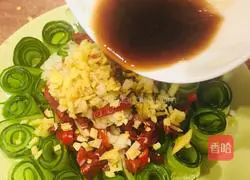 Illustration of how to make fried cucumber 7