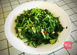 Illustration of how to make stir-fried radish and cherry blossoms 8