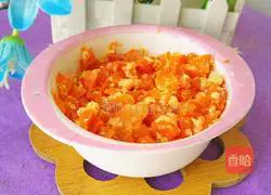 Illustration of how to make carrot nutritious rice cereal 11