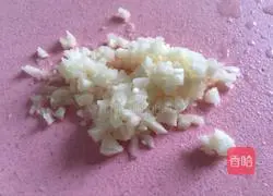 Illustration of how to make dry tofu mixed with spinach 9