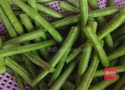 Illustration of how to make eggplant and stuffed beans 1