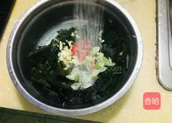 Illustration of how to make cold wakame 5