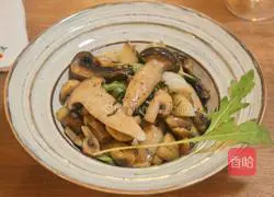 Illustration of how to make roasted baby mushrooms with vanilla 10