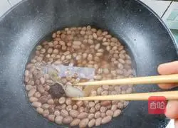 Illustration of how to stir-fry peanuts 7