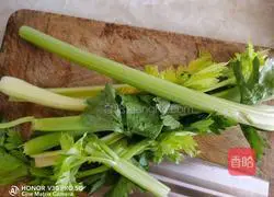  Illustration of how to make yam balls 3