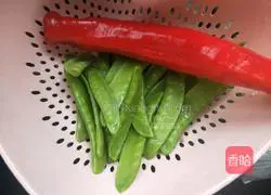 Illustration of how to make lotus pond stir-fry 2