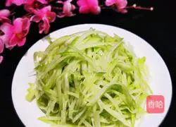 Illustration of how to make stir-fried chayote 11
