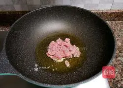 Illustration of how to make fried fungus with zucchini 7