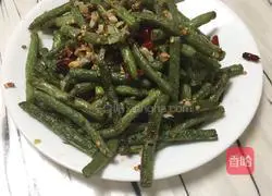 Illustration of how to make stir-fried green beans 7