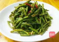 Illustration of how to make stir-fried green beans 5