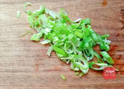 Illustration of how to stir-fry rape with white jade mushroom 5