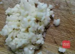 Illustration of how to make stir-fried water spinach 5