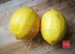 Lemon Chicken Illustration of how to make claws 10