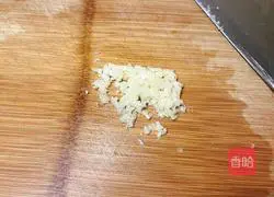 Illustration of how to make boiled phoenix tail 3