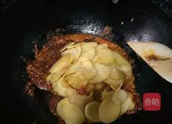 Illustration of how to make spicy potato chips 16