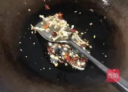 Illustration of how to make spicy shelled lotus root 6