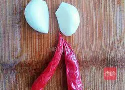 Illustration of how to make cold coir raincoat cucumber 3