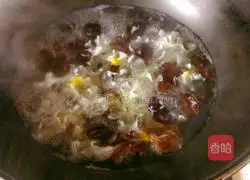 Illustration of how to make cold double ears 3