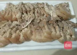 Illustration of how to make white cut meat 6