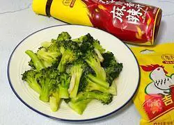 Illustration of stir-fried broccoli 10