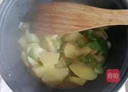 Illustrations of home-cooked three fresh vegetables 10