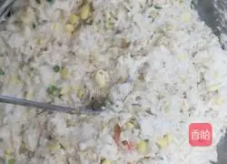 Illustration of making round noodles 8