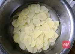 Illustration of how to make fried potato slices 3