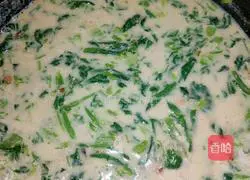 Illustration of how to cook cabbage with peanut foam 9