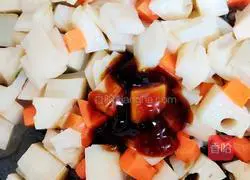 Illustration of how to make colorful lotus root 4