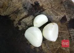 Illustration of how to make fried shredded carrots 3