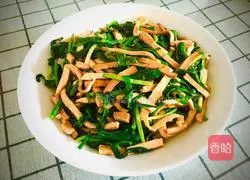 Illustration of how to make stir-fried dried beans with leeks 9