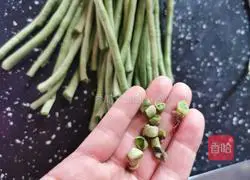 Illustration of how to make cold cowpeas 2