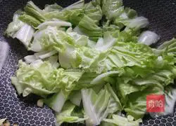 Illustration of how to make garlic sprouts 4