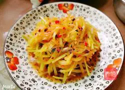 Illustration of how to make cold shredded lettuce 7