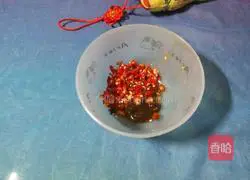 Illustration of how to make cold crucian carp 4